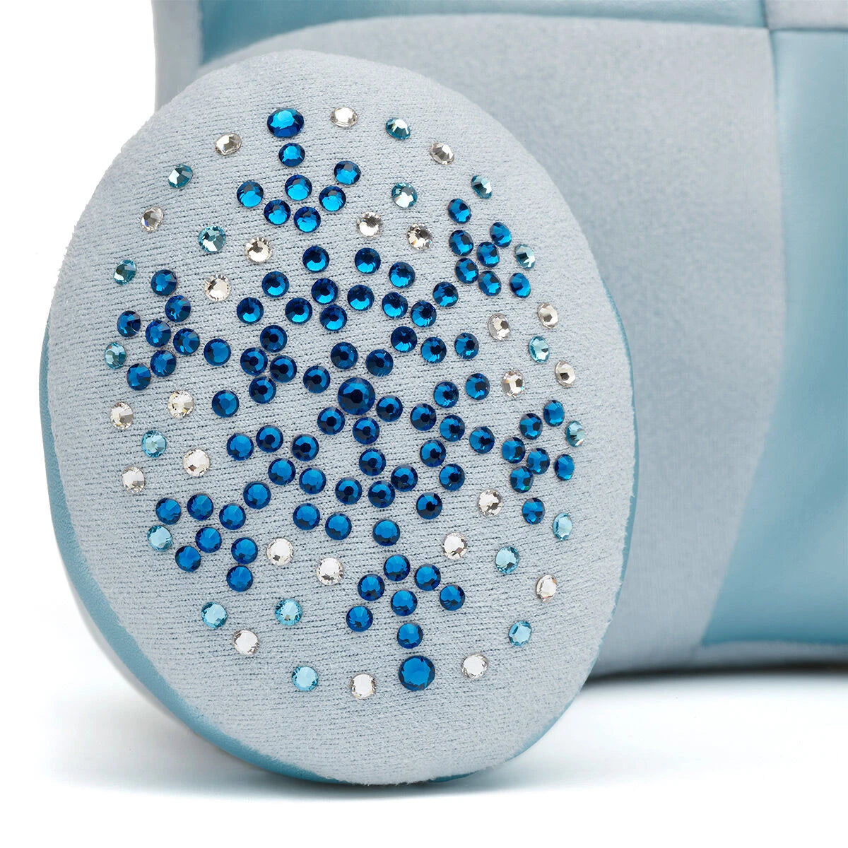 Sparkling Snowfall Build-A-Bear® Collectible Featuring Swarovski® crystals - US 5897
