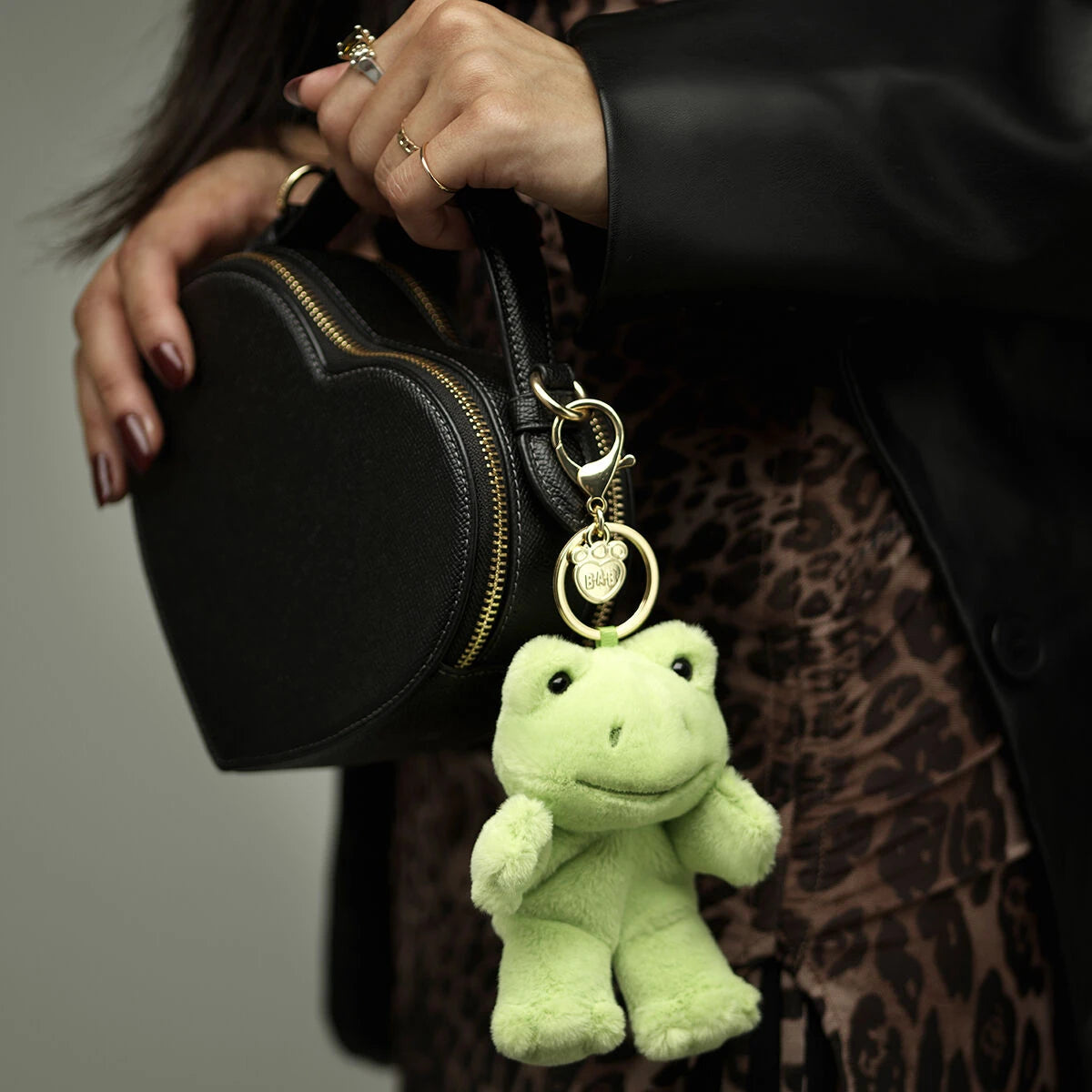 Spring Green Frog Plush Bag Charm | Build-A-Bear - US 3898