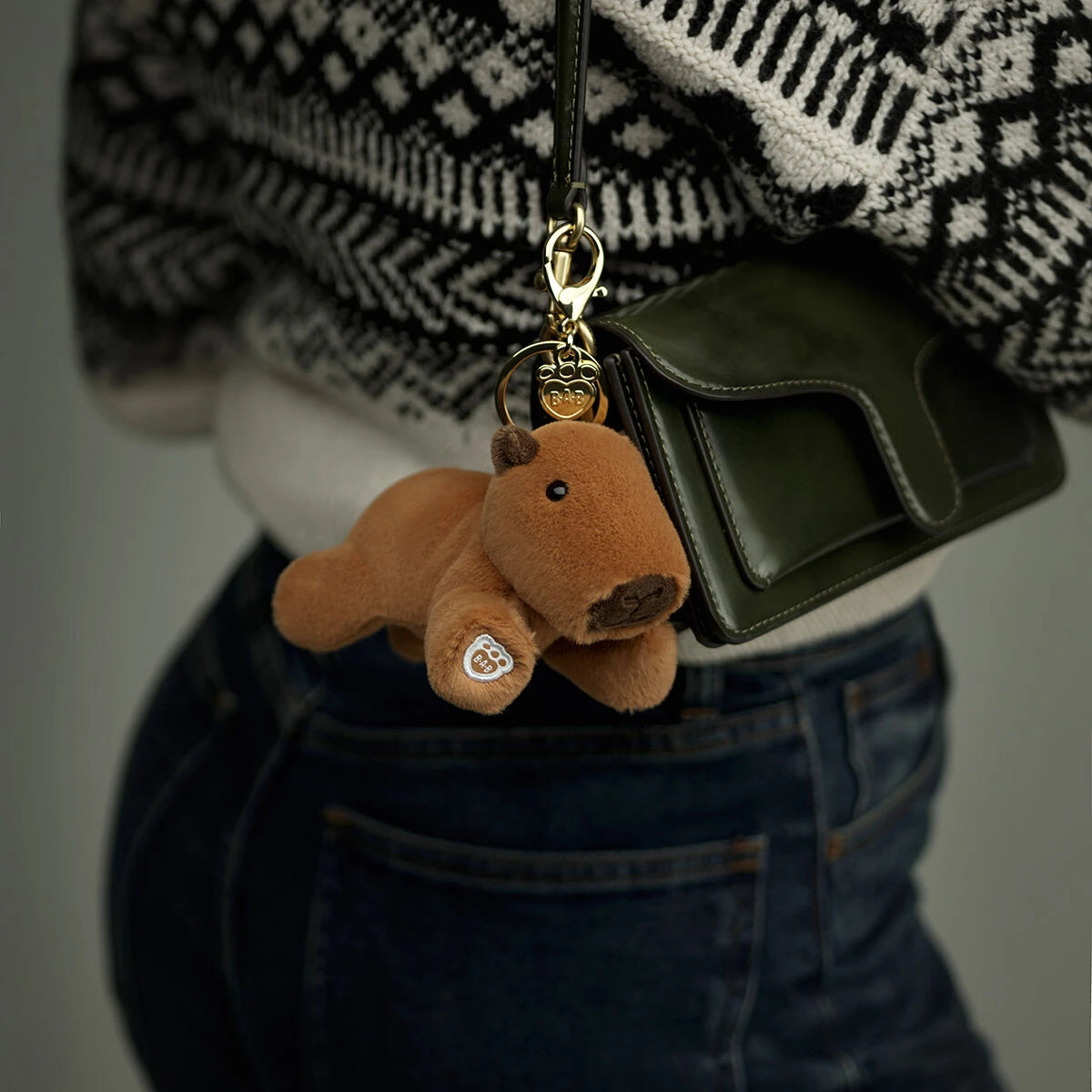 Capybara Plush Bag Charm | Build-A-Bear - US 6487